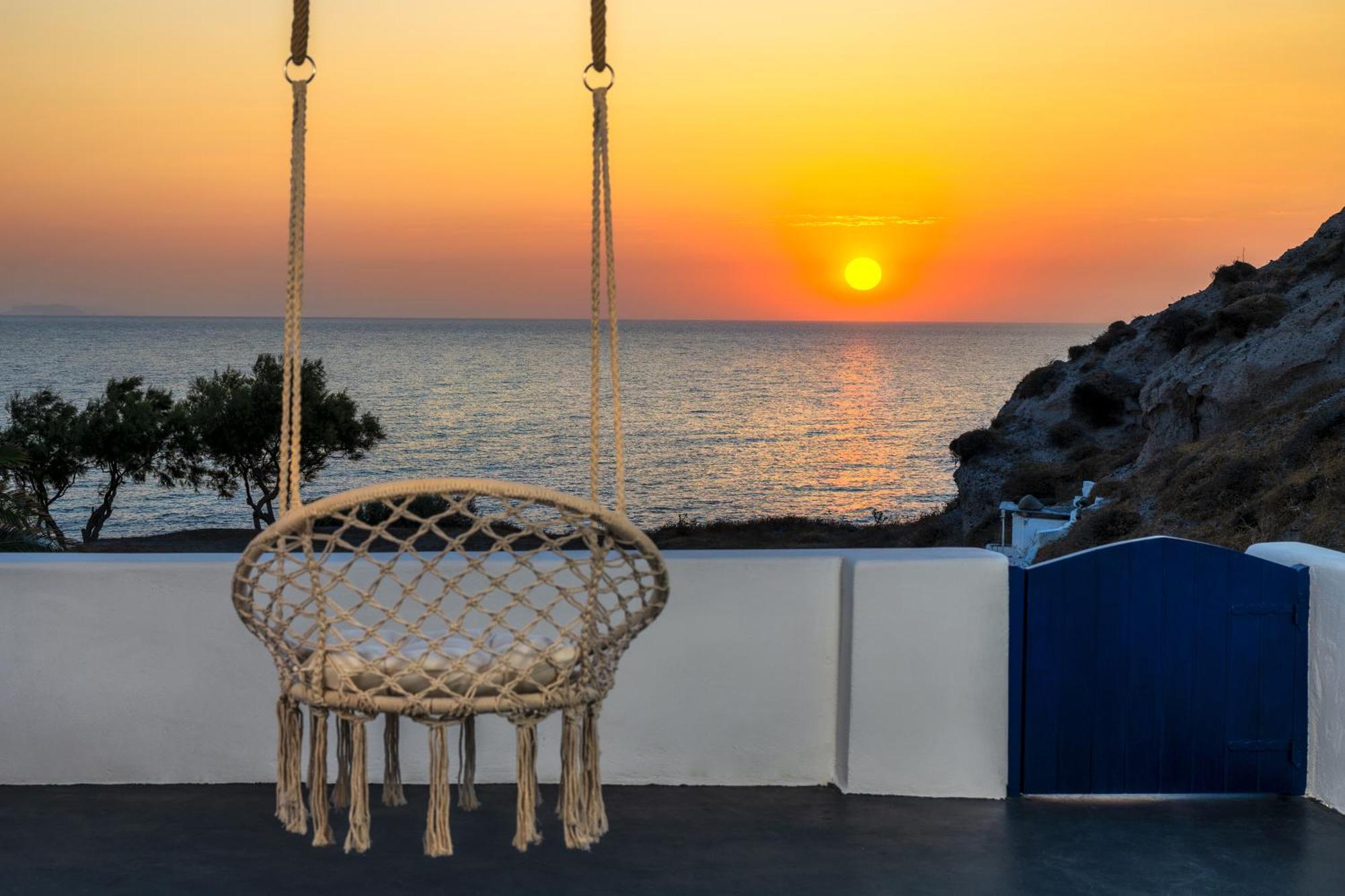 Peaceful Seafront Retreat In Santorini -Sonus Mare Beach Houses Vourvoúlos Esterno foto